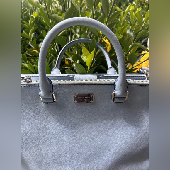 Michael Kors Elegant light Blue Handbag crossbody bag - Picture 1 of 13